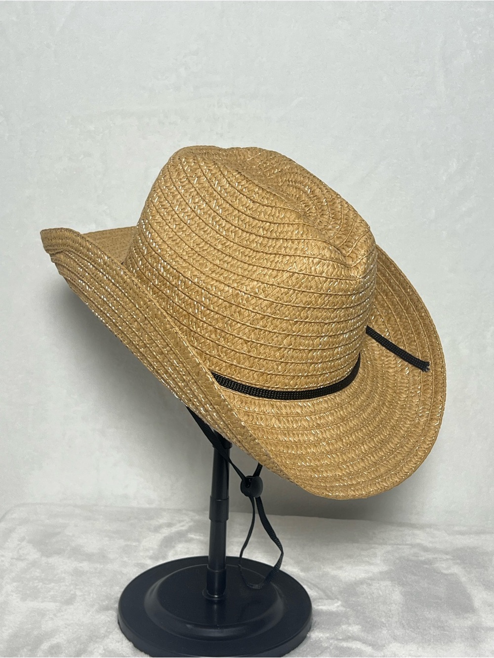 NWOT Natural Straw Western Cowgirl Cowboy Hat with Black Trim and Chin Cord